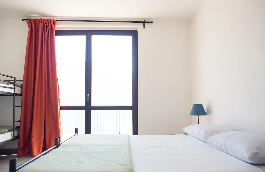 Lake Como Beach Hostel-1